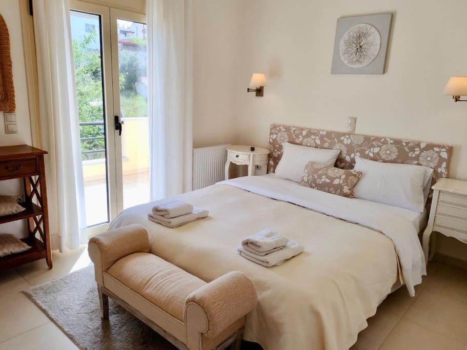 Sea Breeze - Home With A View Bouzaíika Εξωτερικό φωτογραφία